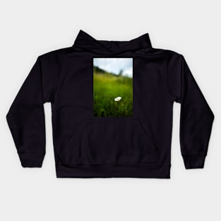 Mountain daisy flower Kids Hoodie